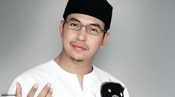 Download Kumpulan MP3 dari Ceramah Alm. Ust. Jefri Al