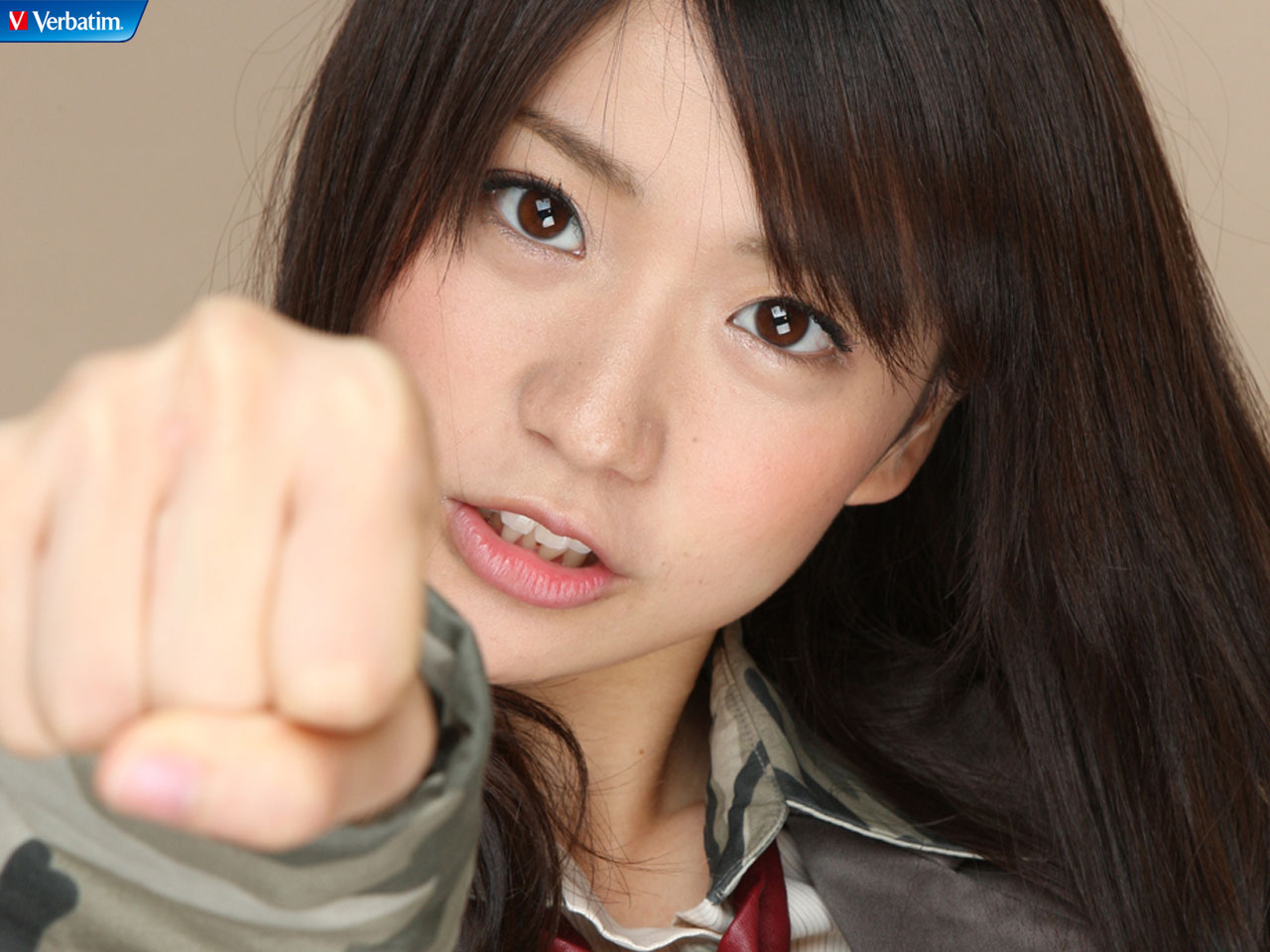 http://2.bp.blogspot.com/-AaxEqBTs0UI/UM9T1-CuRVI/AAAAAAAANnE/jbLpAIE5Rbo/s1600/Video+Oshima+Yuko+AKB48+Di+Kolam+Renang.jpg