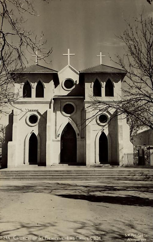 Living Rootless Las Cruces, New Mexico Mesquite District A Grandfather