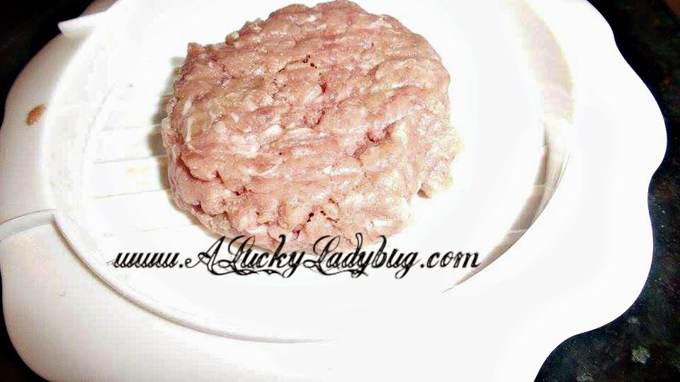 A Lucky Ladybug Yumms! Burger Press and Grill Mat Review