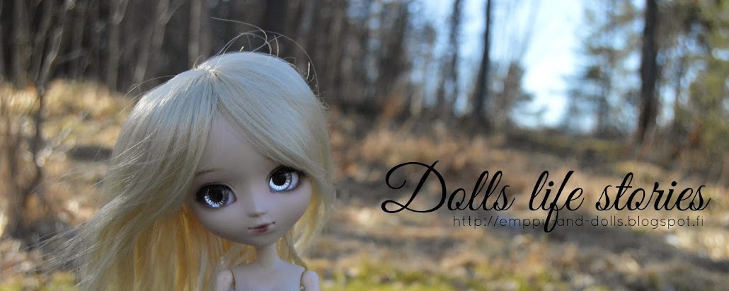 dolls' life stories