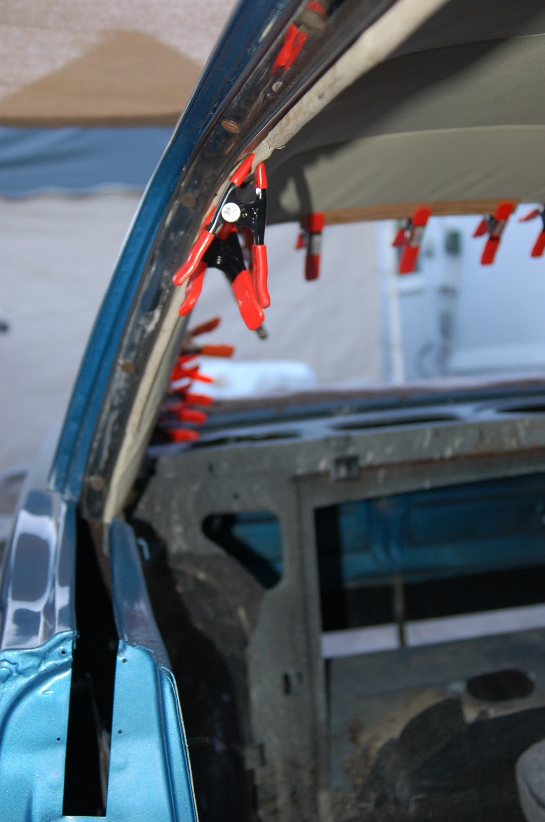 LeLu's 66 Mustang Installing the Headliner