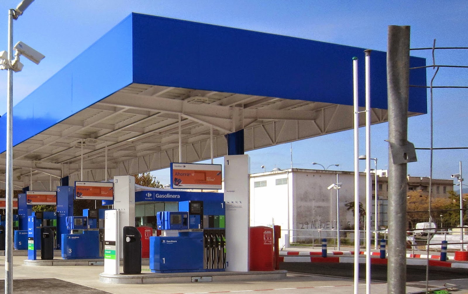 Fidiana, tu barrio Gasolinera Carrefour