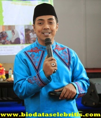 foto Ustadz Riza foto Ustadz Riza
