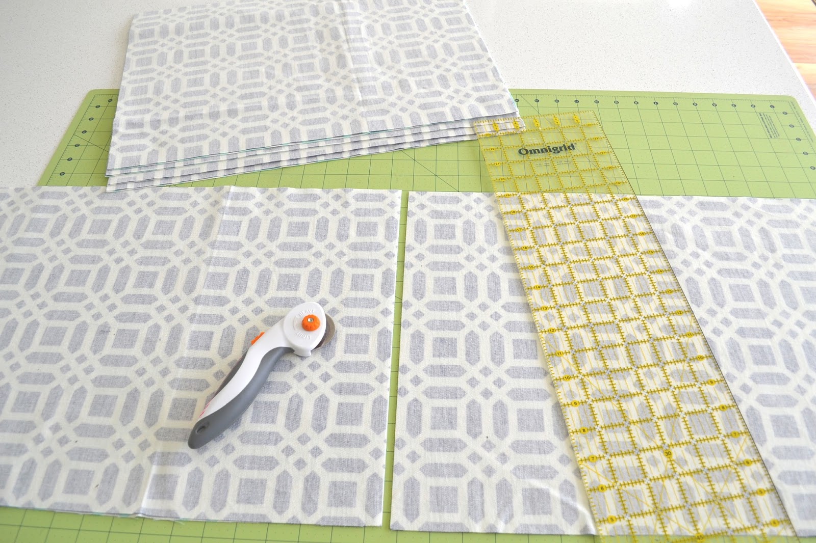 Tea Rose Home Tutorial Double Sided Placemats with Riley Blake