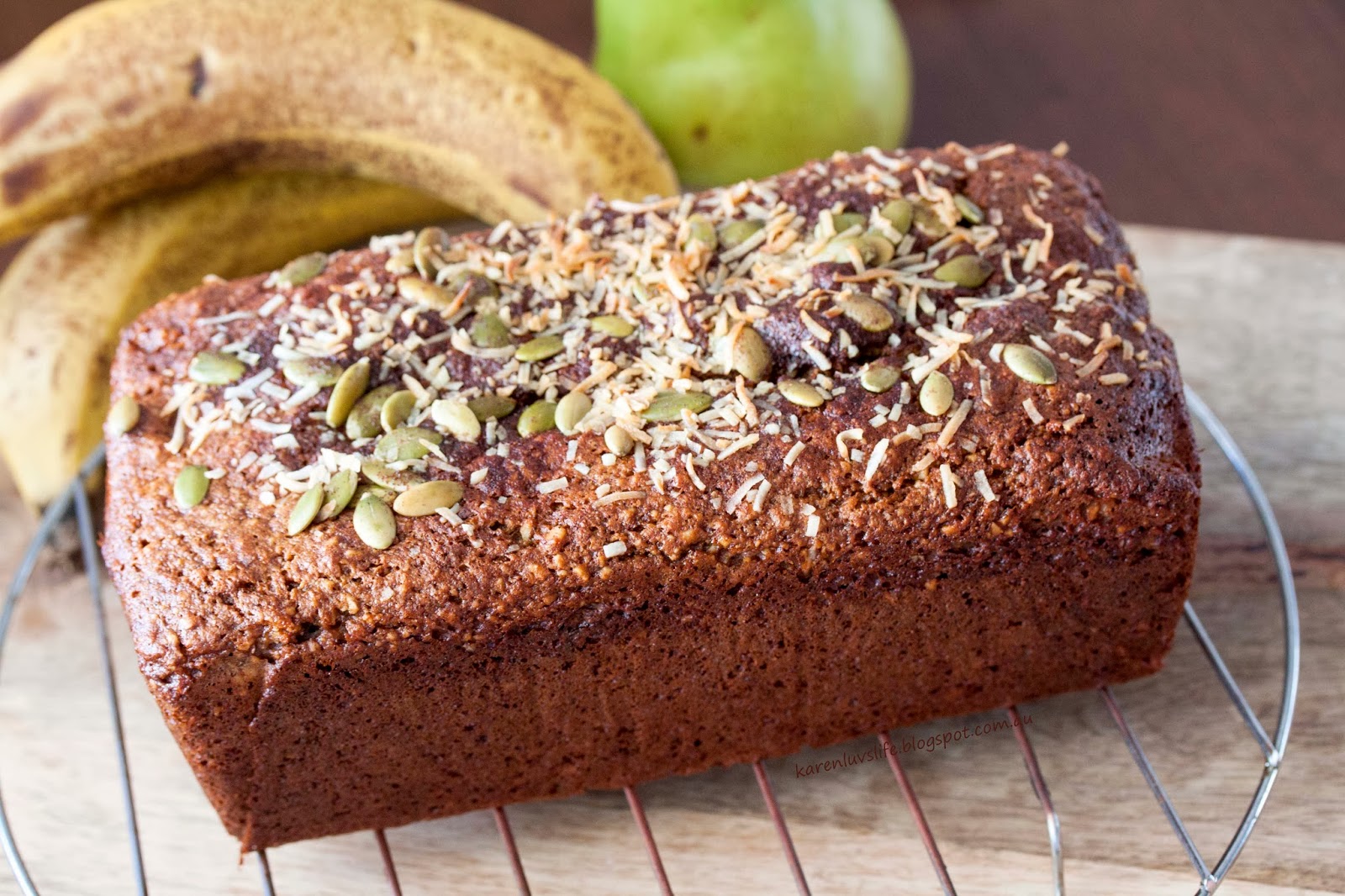 KARENLUVSLIFE Banana, Pear, Date and Walnut Cake protein enhanced