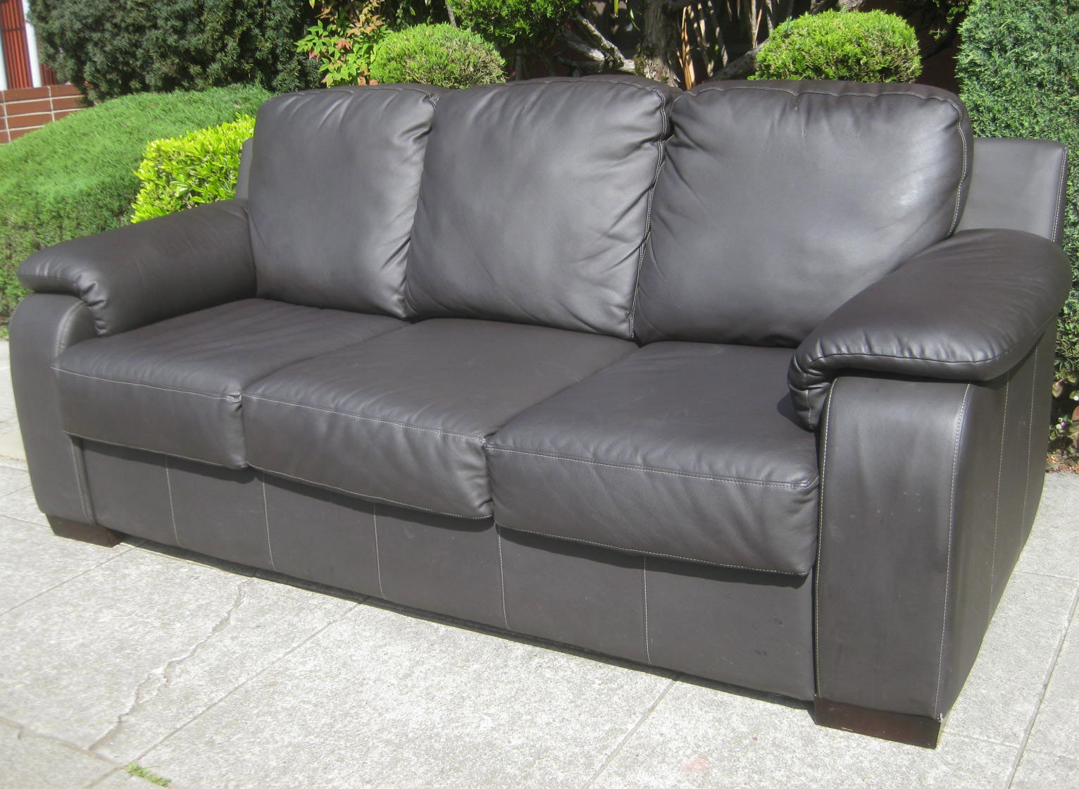 UHURU FURNITURE & COLLECTIBLES SOLD Fashionable Pleather Sofa 175
