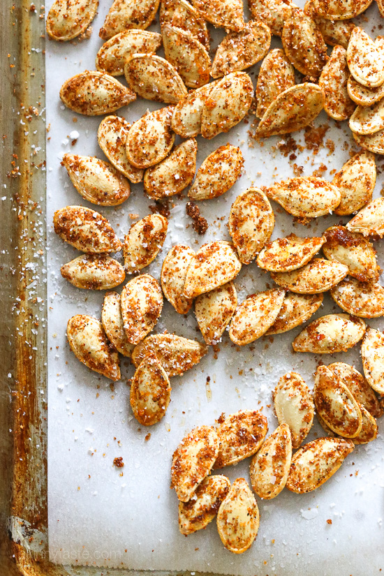 Smoky BBQ Spiced Pumpkin Seeds – a healthy, low-calories snack recipe.