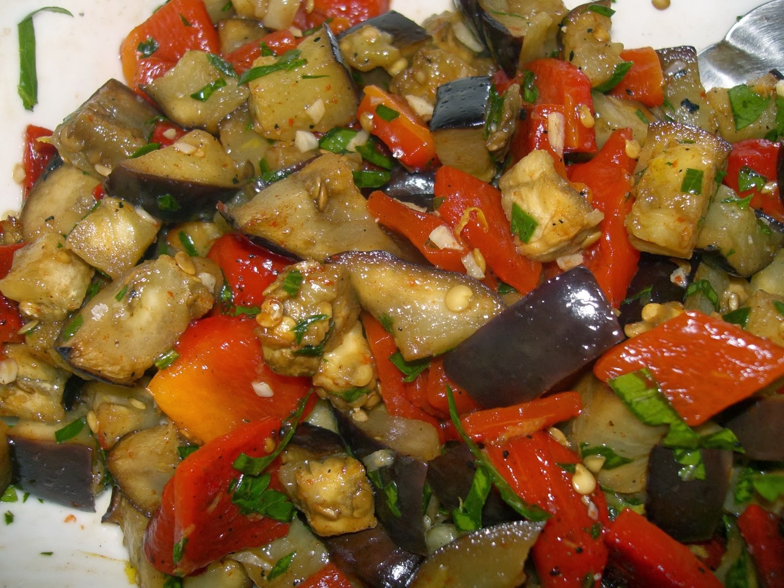  Recipes & Nutrition Roasted Eggplant With Red Onions & Tricolor