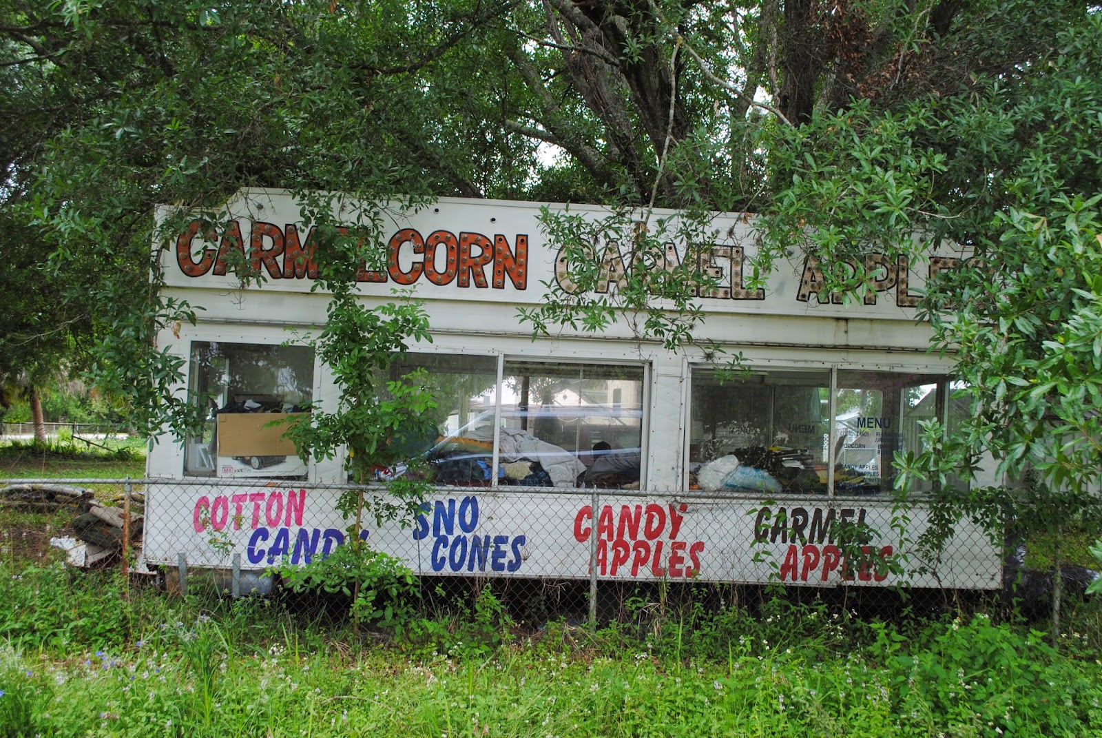 The Carpetbagger Gibsonton, FL Last Refuge of the Carnival