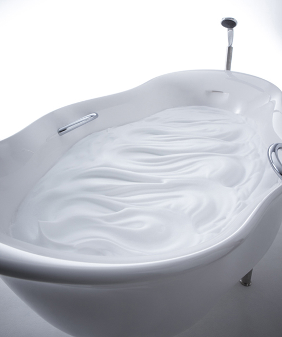 Modern Bathtub Design with foamy Water BATHTUB