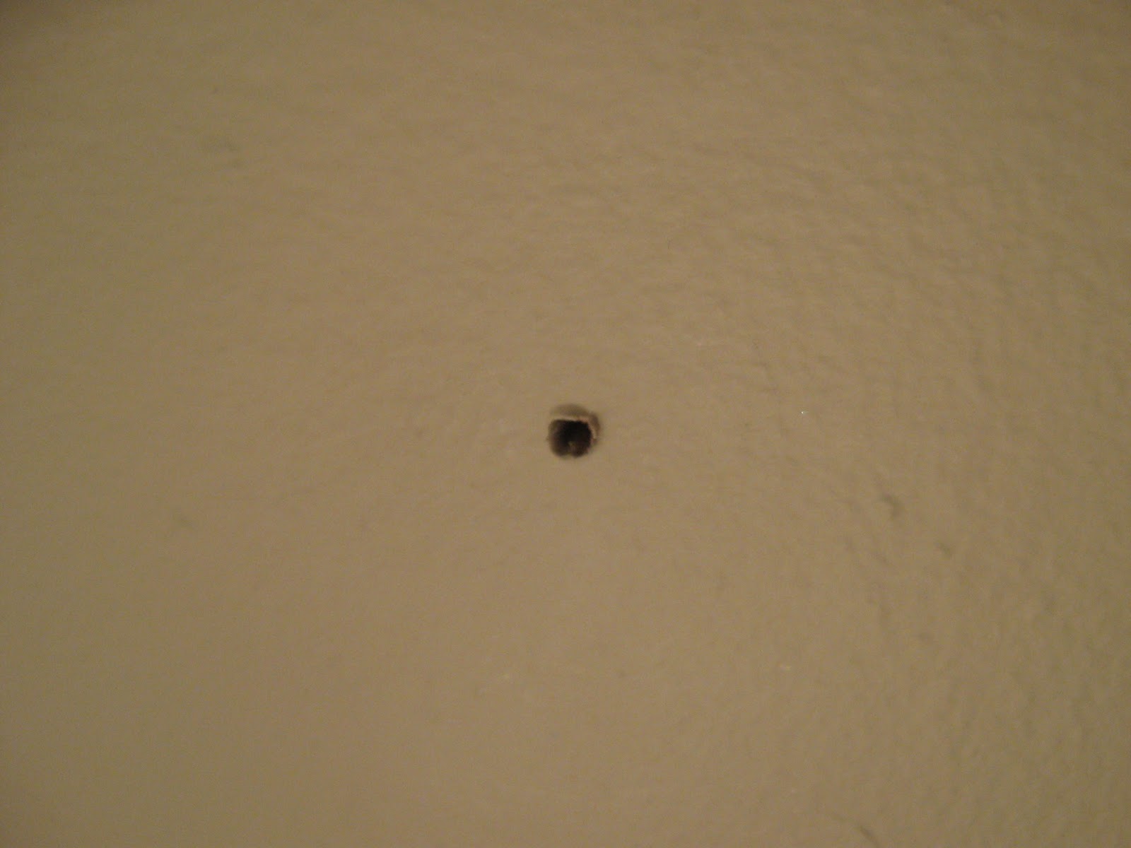 that my friend told me months ago about a quick fix for holes in walls