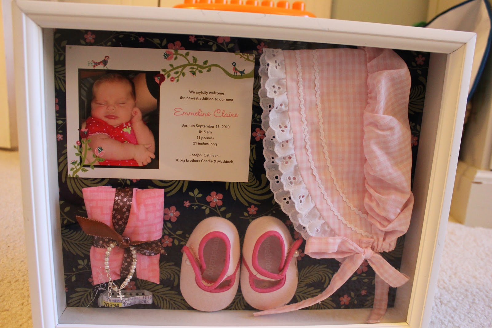 PeaHen Pad Shadow box for baby