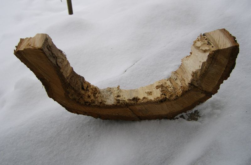 Buchkleid: Einfacher Adventskranz aus Holz