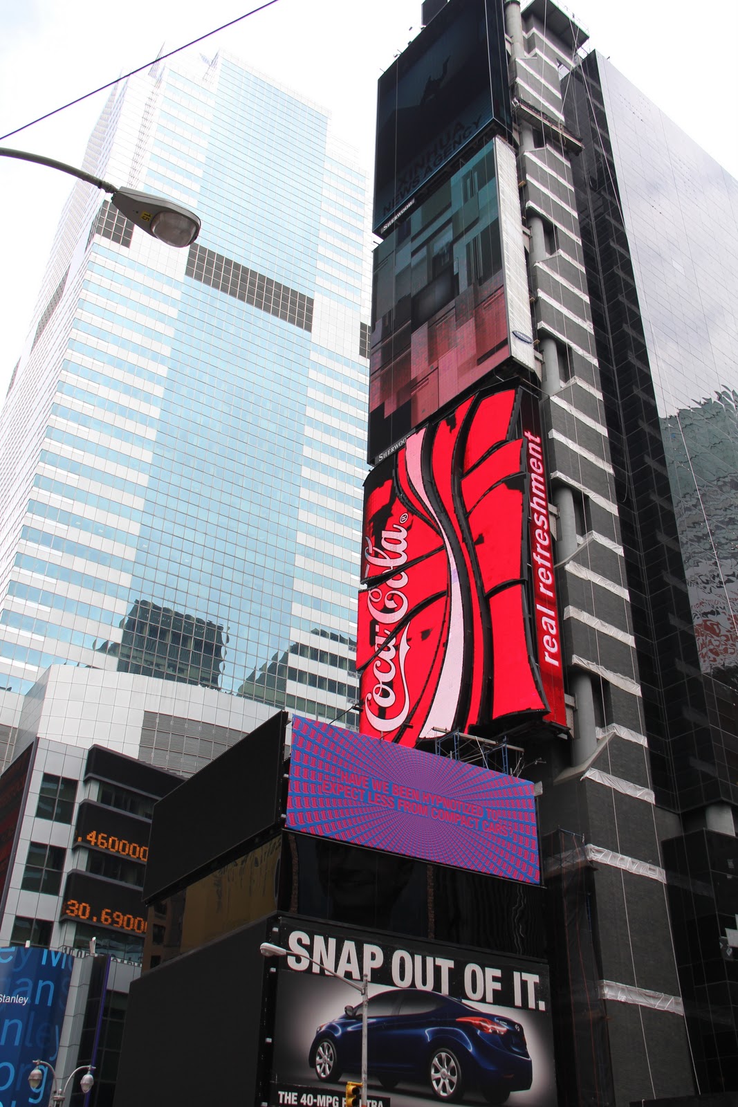 EATspeak Random NYC street scenes October 2011 no. 1