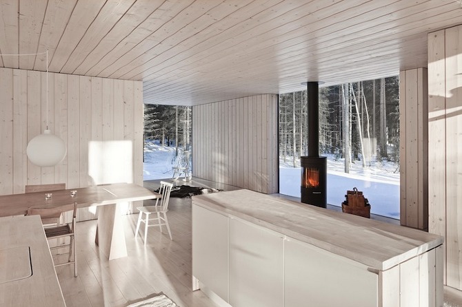 Una cabaña finlandesa en la nieve arquitectura, casas deco & chic