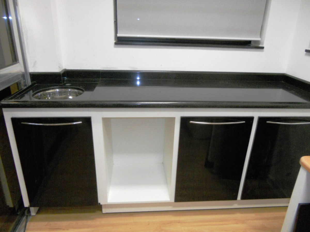 #8E673D ARMARIOS /PRATELEIRAS /BALCÃO * Gesso Acartonado 1200x899 px Armario De Cozinha Compacto Mdf #2009 imagens