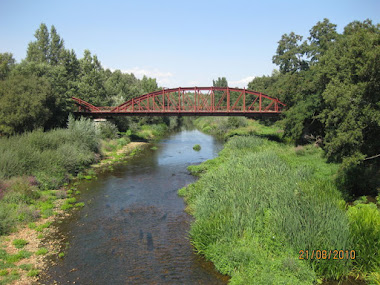 RIO TUERTO A SU PASO POR LA BAÑEZA