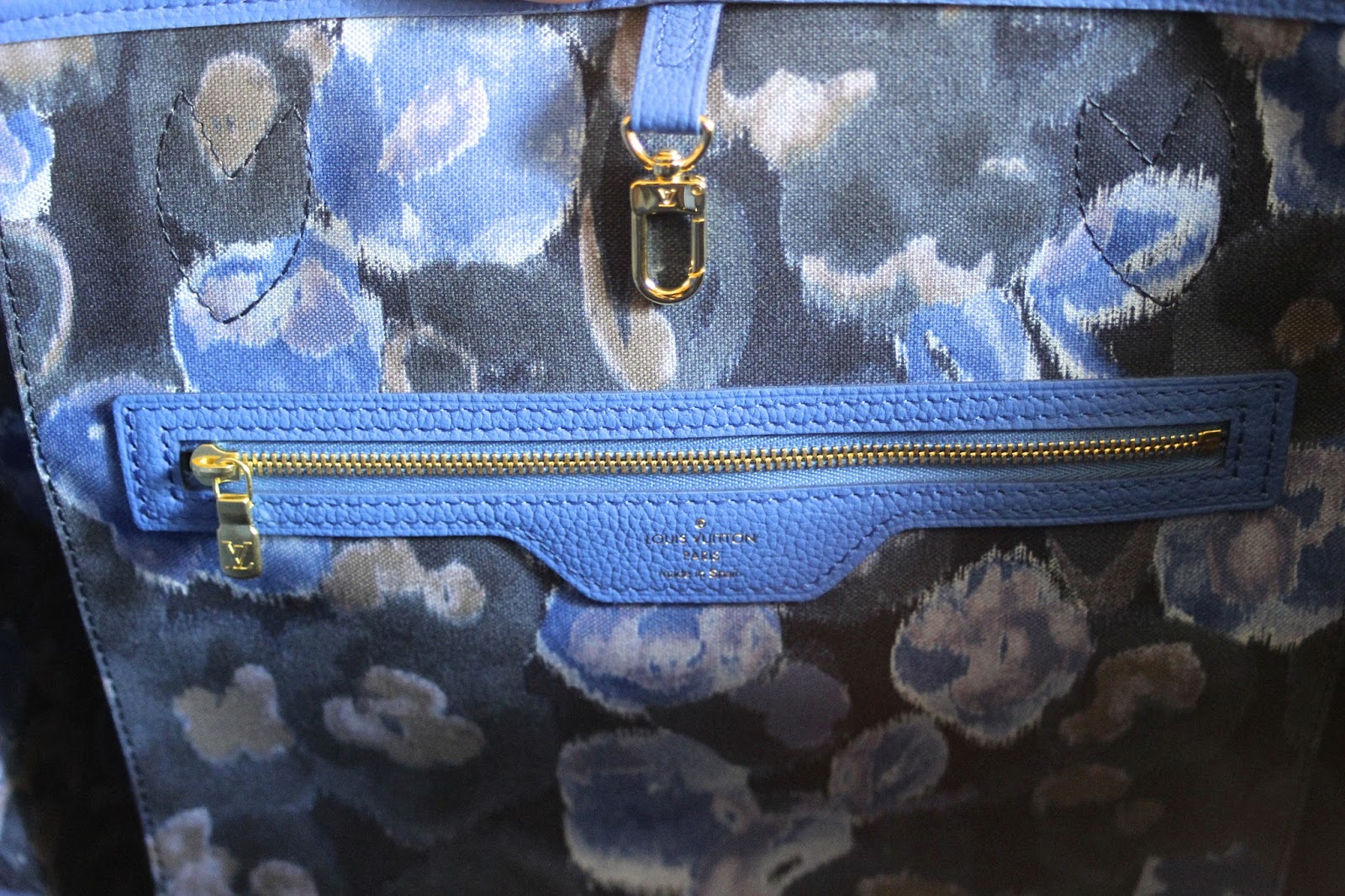 Louis Vuitton Neverfull MM Electric Blue Leather ref.179678 - Joli Closet