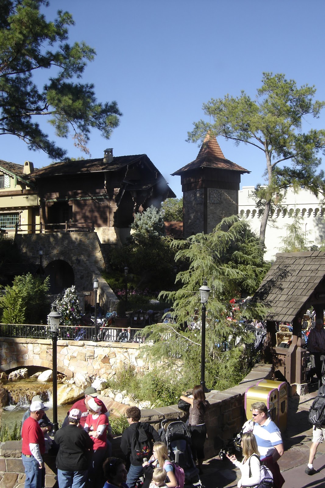 Disney Vacation Kingdom Fantasyland Skyway Station