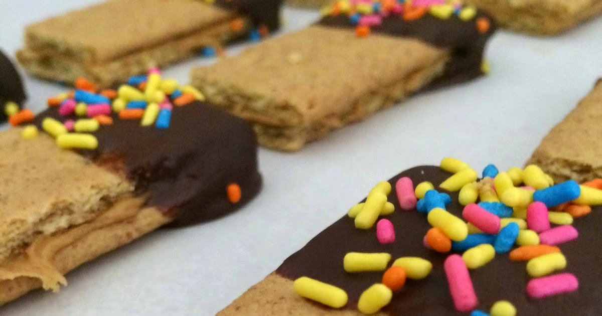 Hawaii Mom Blog ChocolateCovered Graham Cracker Peanut Butter Sandwiches