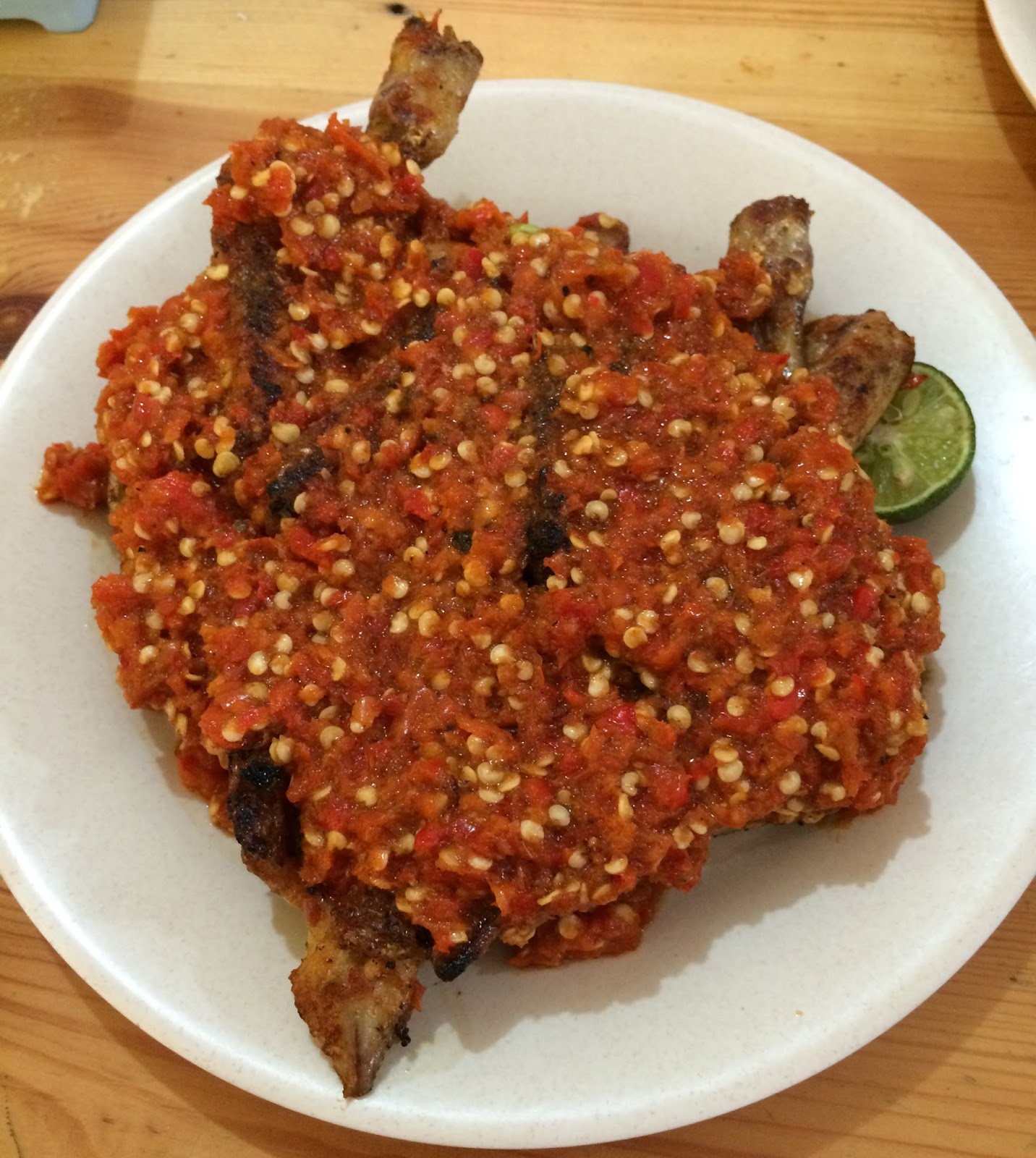 Inspirasikukeni: Uji nyali di Ayam Taliwang Rinjani (**)