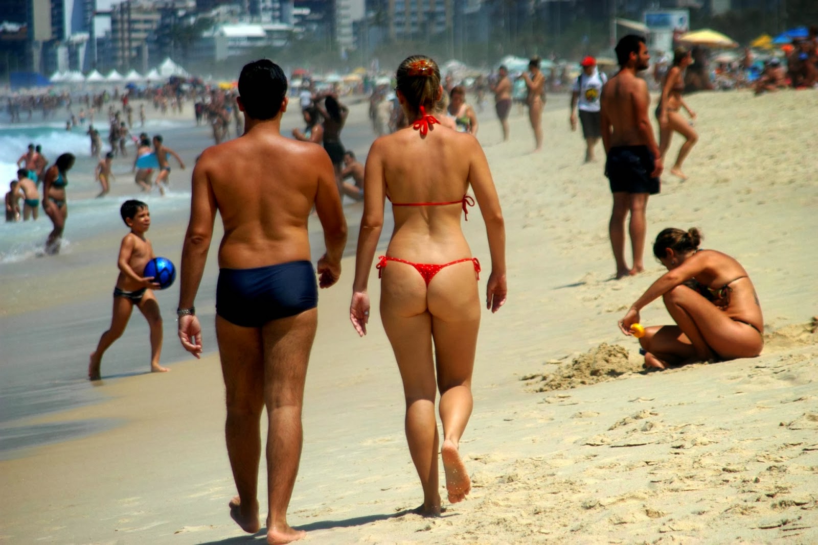 Reencontros: TOPLESS EM IPANEMA.