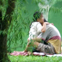 Thiếu ghế Thiếu ghế