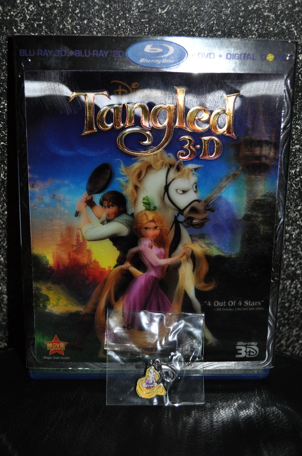 Disney Pixar Fanatics Disney Movie Rewards Tangled Charm Bracelet