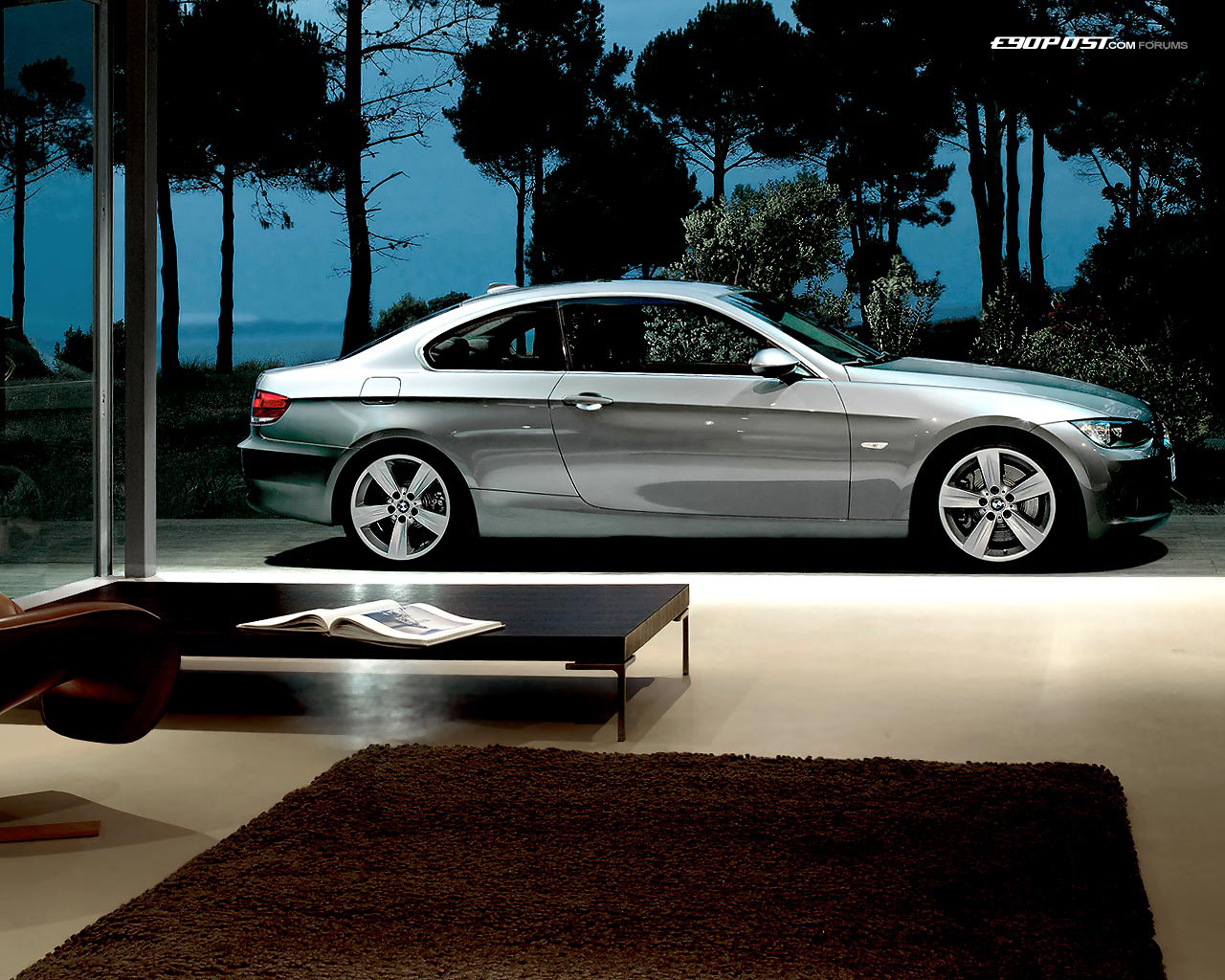http://2.bp.blogspot.com/-Aul0Ut1Yf7I/TmWJ20Zo3bI/AAAAAAAADyM/t7_CDhhUj7s/s1600/BMW+Wallpaper2.jpg