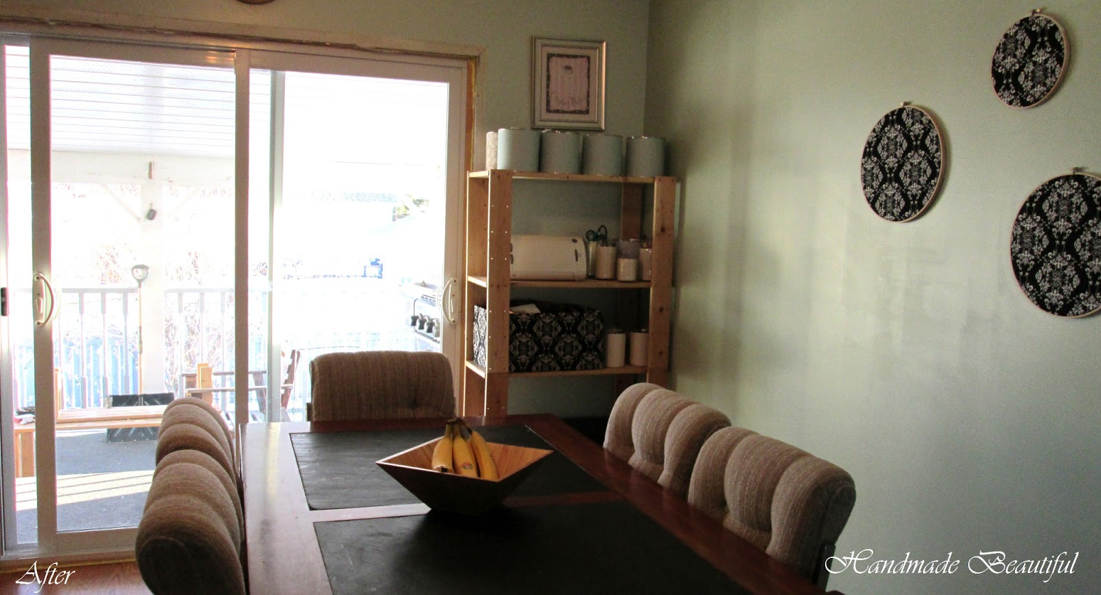 Handmade Beautiful My craft fair backdrop tutorial.