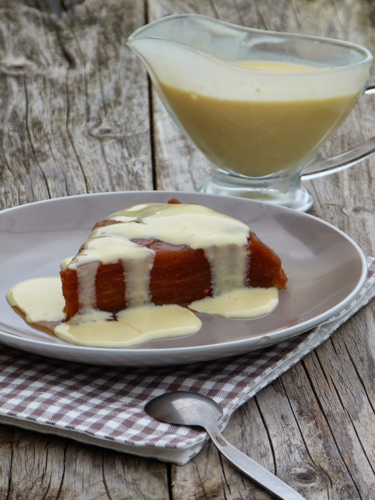 Chic Chic Chocolat Gateau Aux Pommes Caramelisees Et Creme