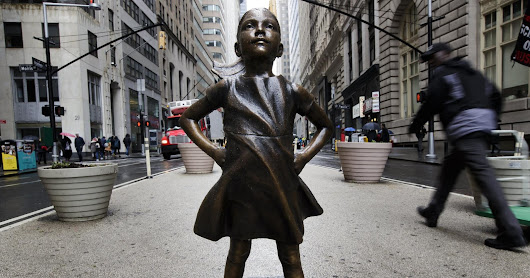 Author of Wall Street Charging Bull is raging over Fearless Girl, but does he have a valid moral right claim?