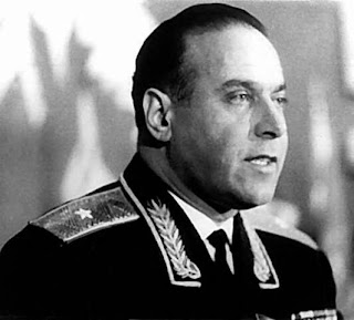 Heyder Eliyev Haqqinda Yazilan Seirler | PC Web Zone