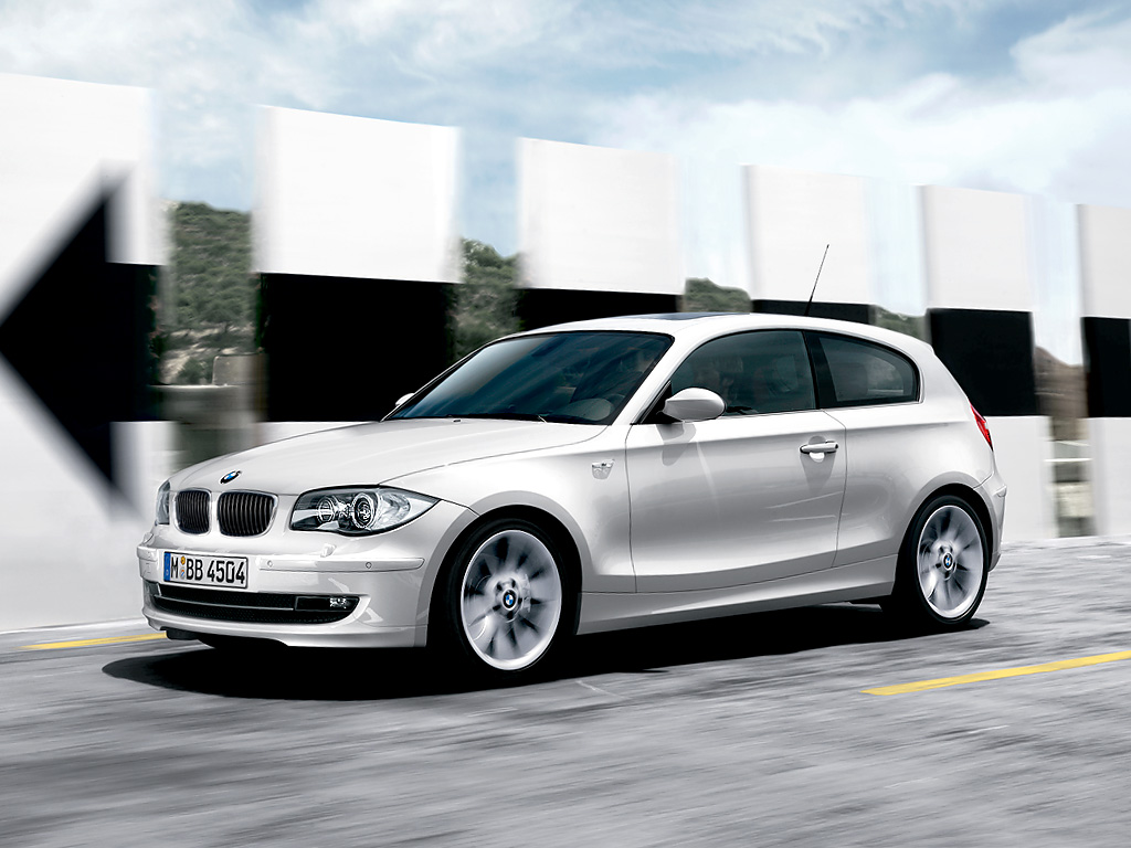 BMW_1series_3door_06.jpg