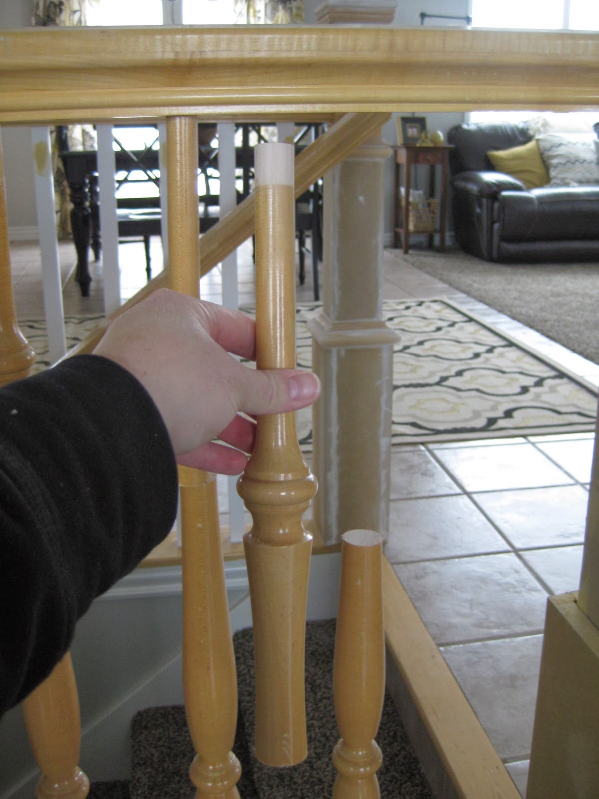 TDA decorating and design DIY Stair Banister Tutorial Part 2, Replacing the Spindles and