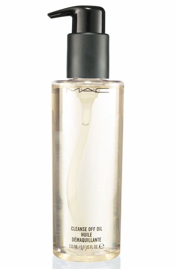 The KitThe Makeup Artist Tried & TestedThe Best Makeup Remover