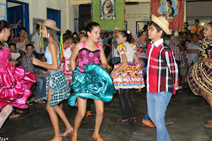 QUADRILHA JUNINA DA ESCOLA