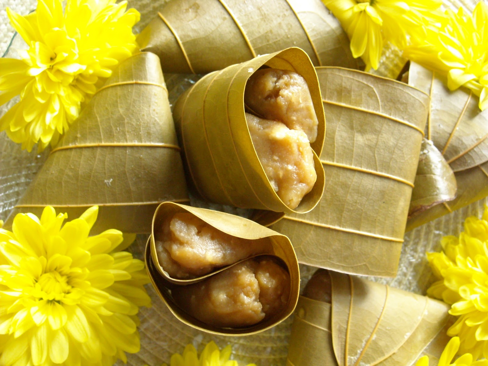 Manju's Eating Delights Chakka Kumbilappam or Steamed Jackfruit Dumplings