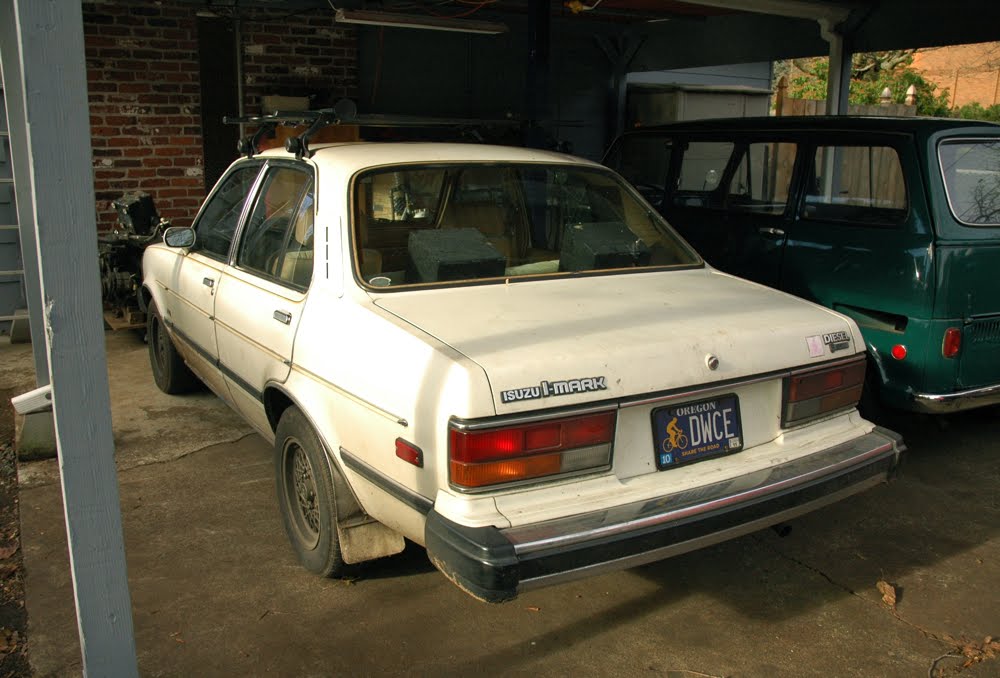 1981 Isuzu I-Mark diesel. 1981 Isuzu I-Mark diesel.