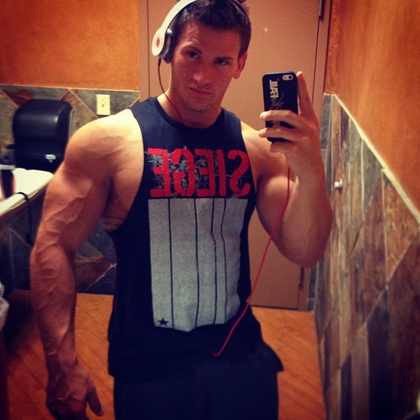 Daily Bodybuilding Motivation Shawn Dawson Physique Competitor