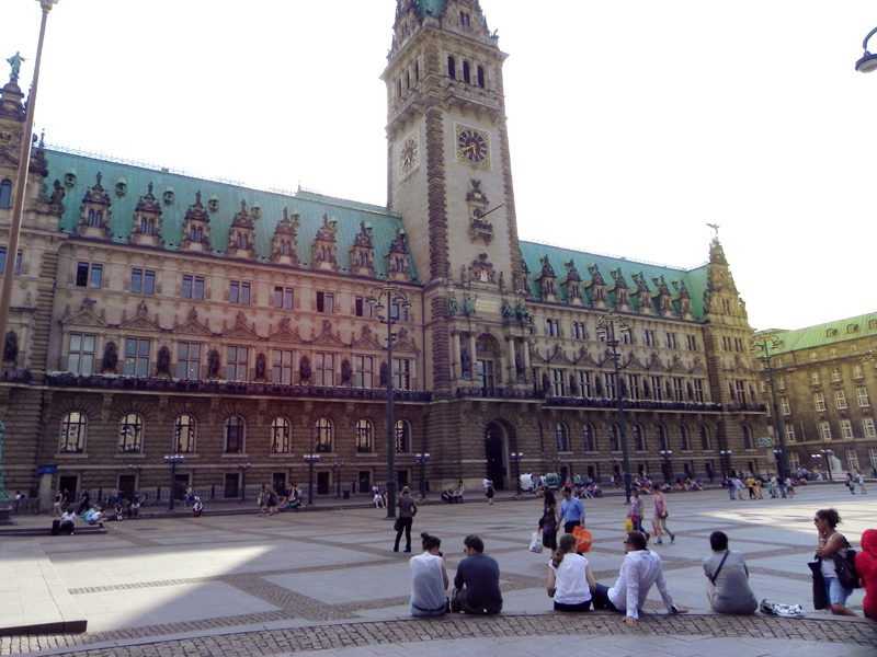 Aktivitaten Im Bahnhof Kiel 25 04 2014 Hamburg