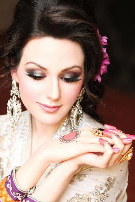 Paki Fashion 2012: Pakistani Bridal Makeup