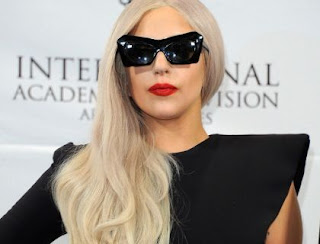 Inilah Alasan Kenapa Konser Lady Gaga Ditolak [ www.BlogApaAja.com ]