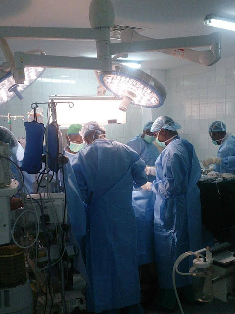 Nigerian hospital tweets operation to repair a hole in the heart of an eight-year-old girl.