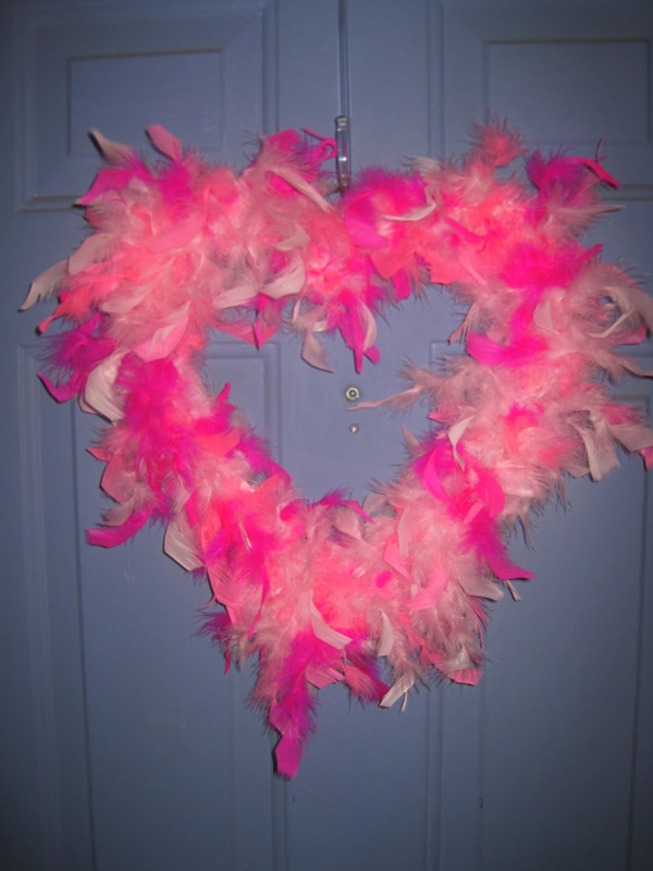 CopyCat Crafts The ADORABLE Feather Boa Wreath!!