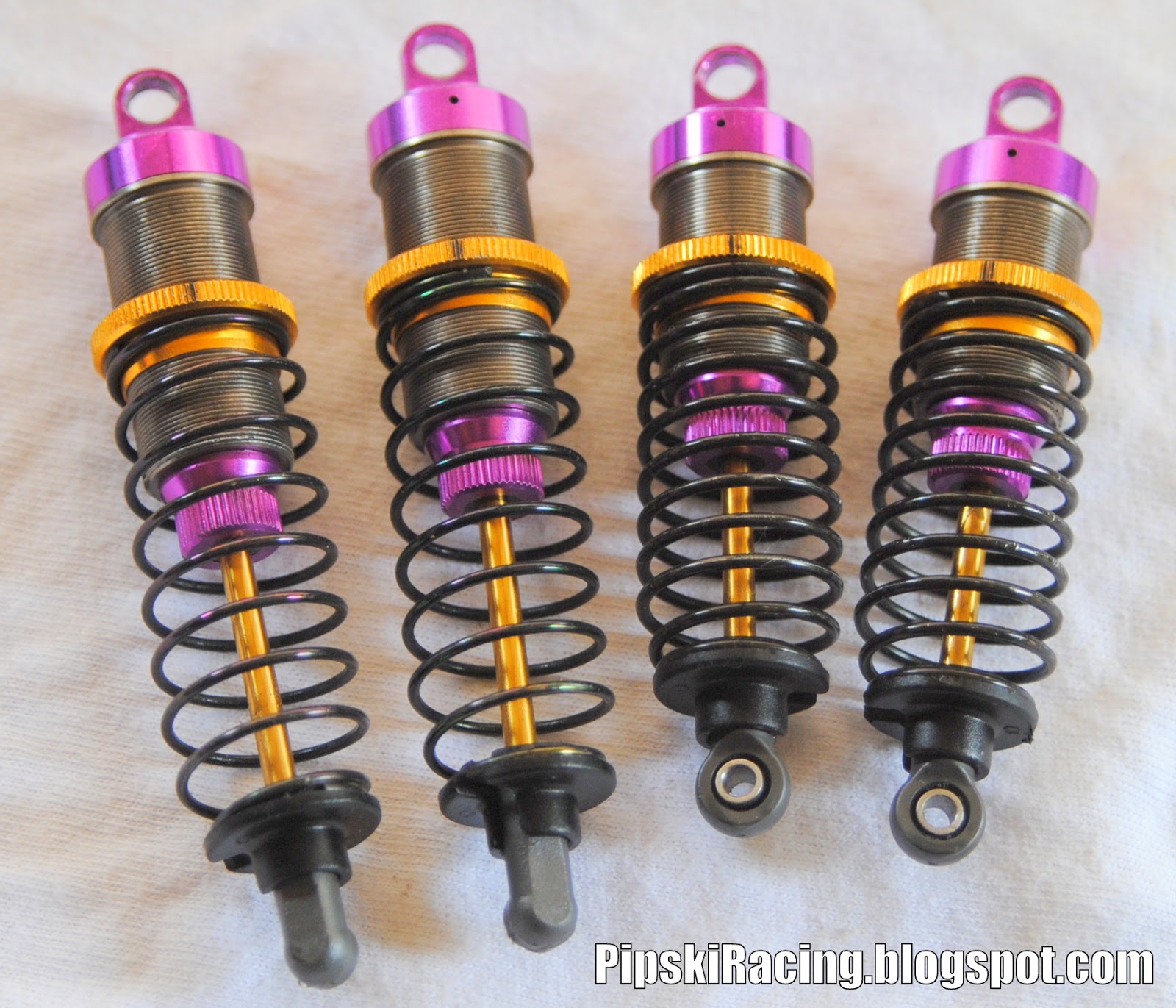 Pipski Racing Schumacher Cougar SV2 . . . Which shocks?