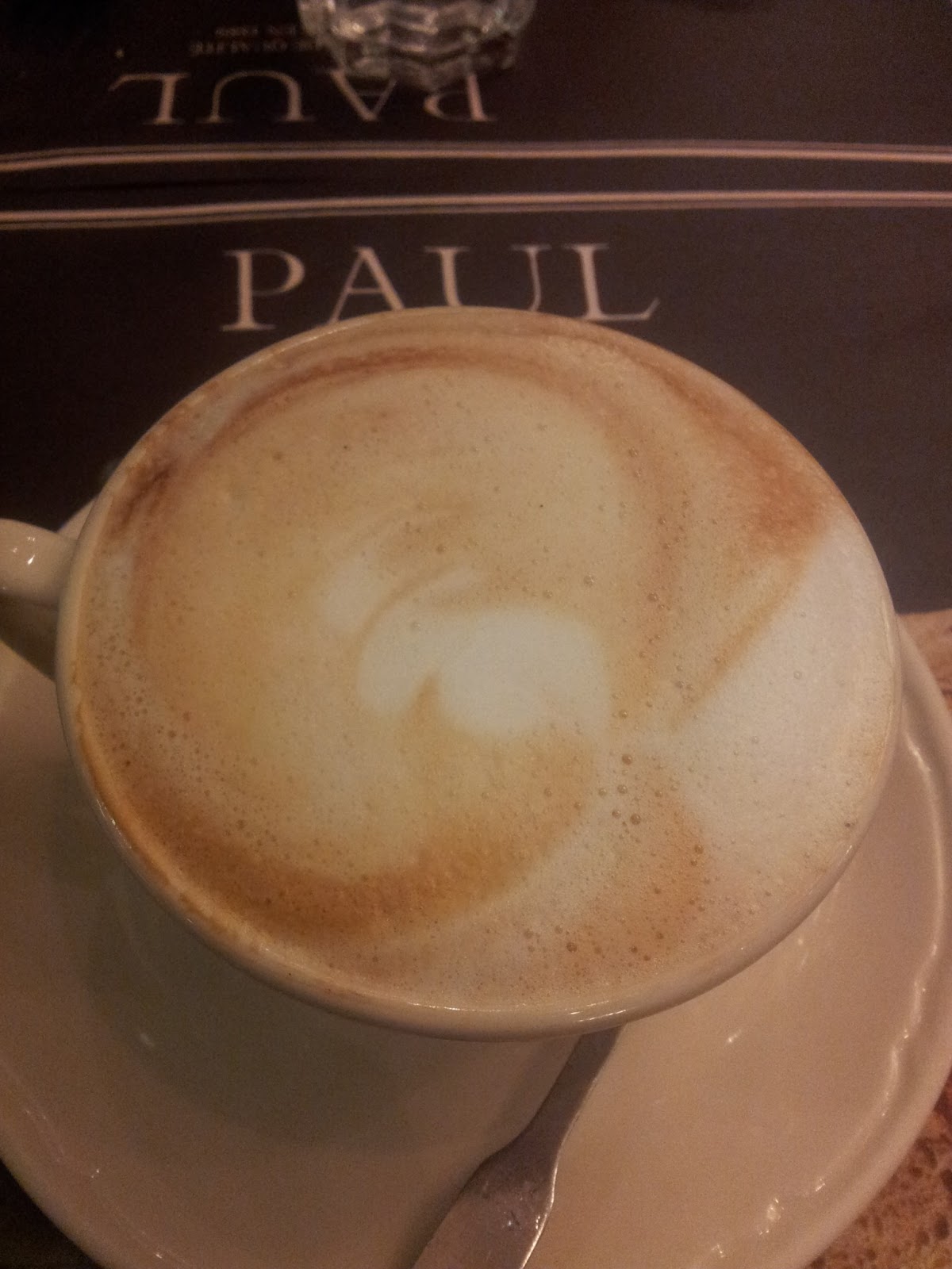 giraffeC eat.Singapore Paul Bakery Takashimaya