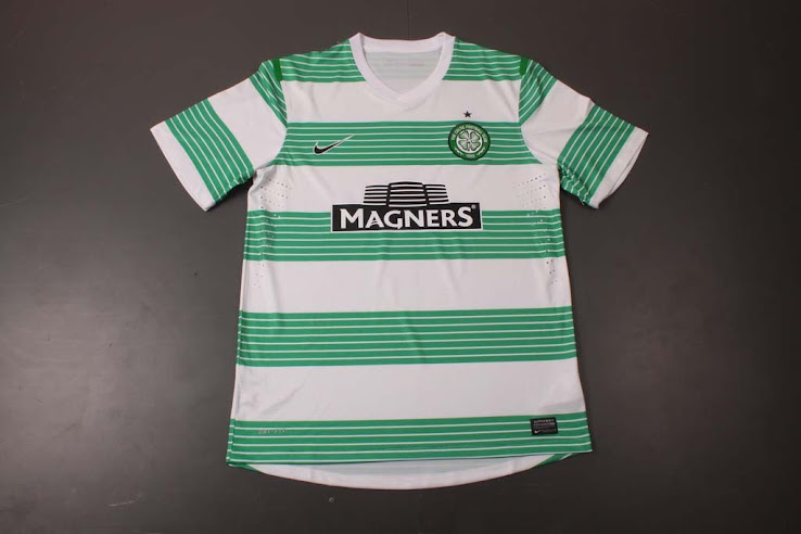 http://2.bp.blogspot.com/-B0h_DAv47v8/UYOwawuMecI/AAAAAAAAFck/Ub-qHG80aYM/s738/Celtic+13+14+Home+Kit.jpg