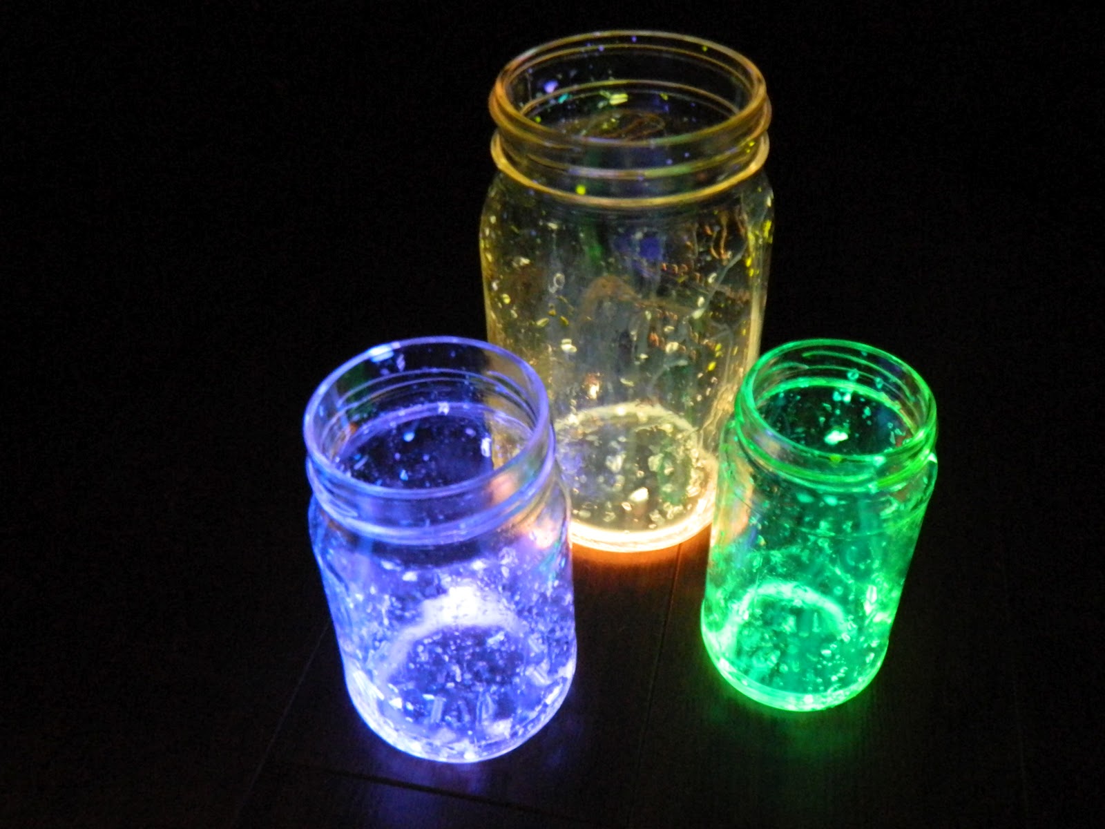 Recipe, Travel and Family Blog Purple Oven Mitt Glow in the Dark Glass Jars for Camping or